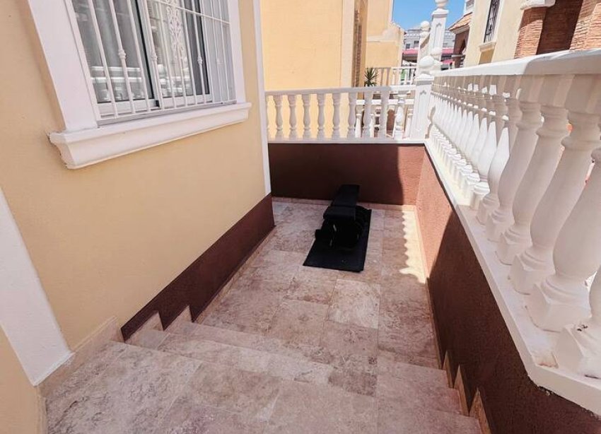 Resale - Villa - Orihuela Costa - Blue Lagoon