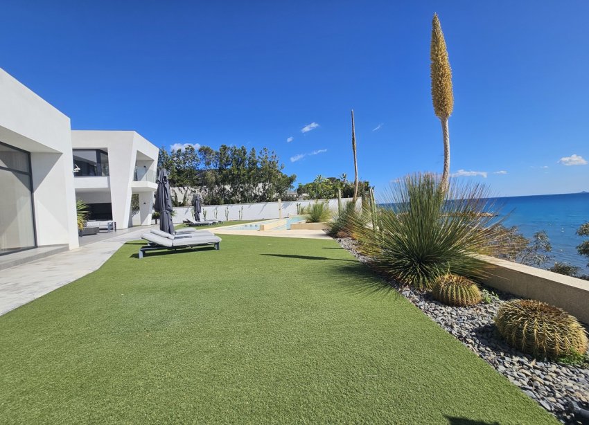 Resale - Villa - Orihuela Costa - Cabo Roig