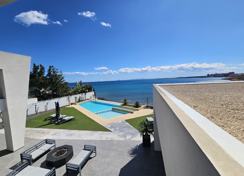 Resale - Villa - Orihuela Costa - Cabo Roig