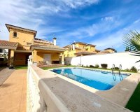 Resale - Villa - Orihuela Costa - Cabo Roig