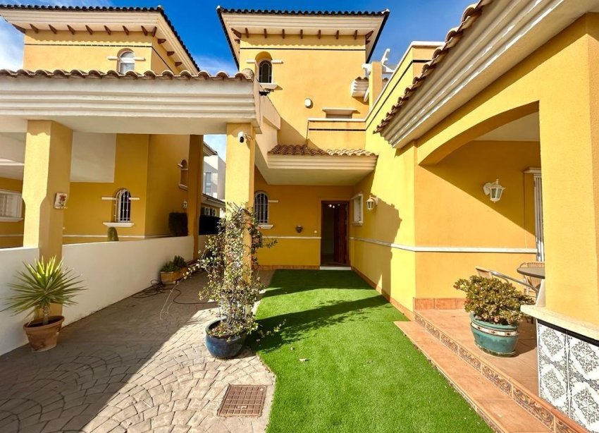 Resale - Villa - Orihuela Costa - Cabo Roig