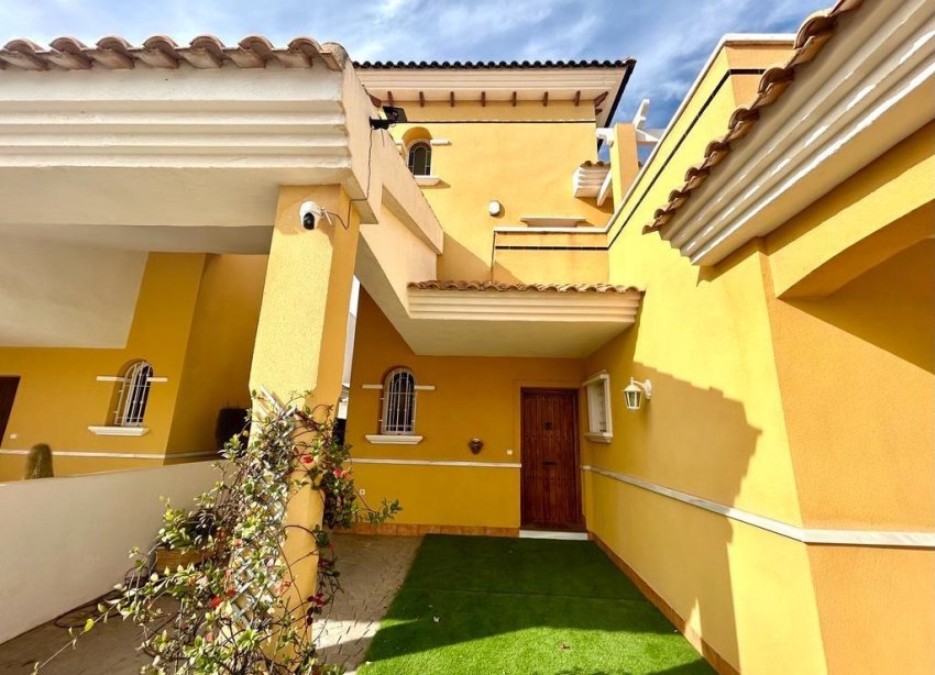 Resale - Villa - Orihuela Costa - Cabo Roig