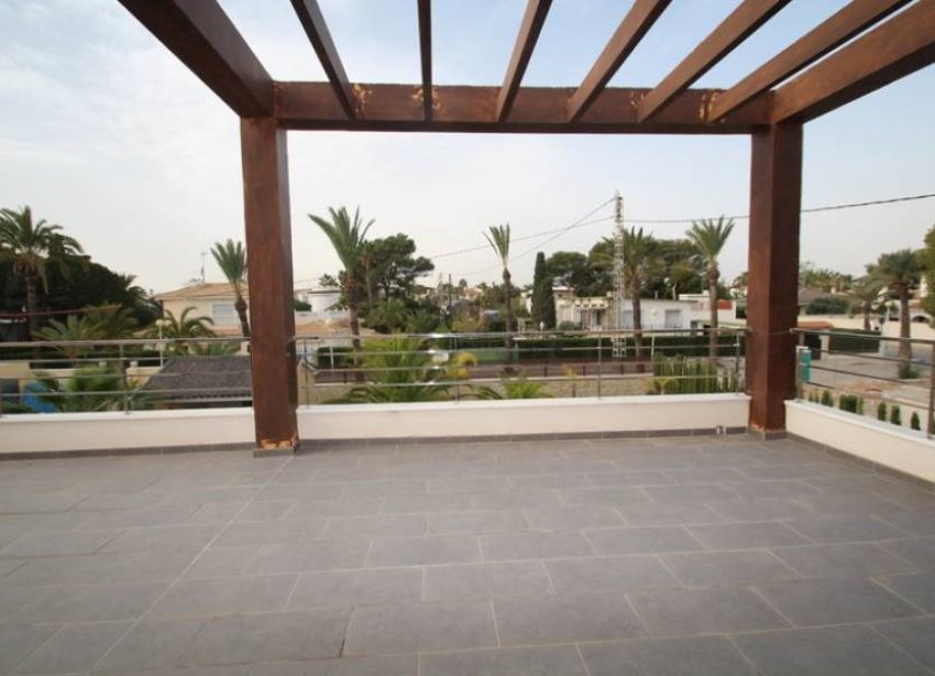 Resale - Villa - Orihuela Costa - Cabo Roig