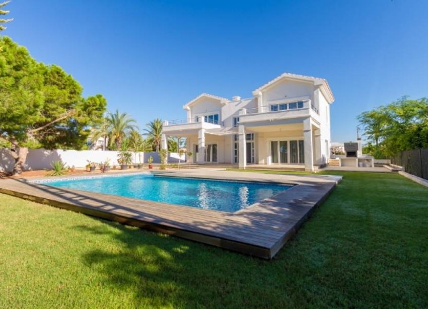 Resale - Villa - Orihuela Costa - Cabo Roig