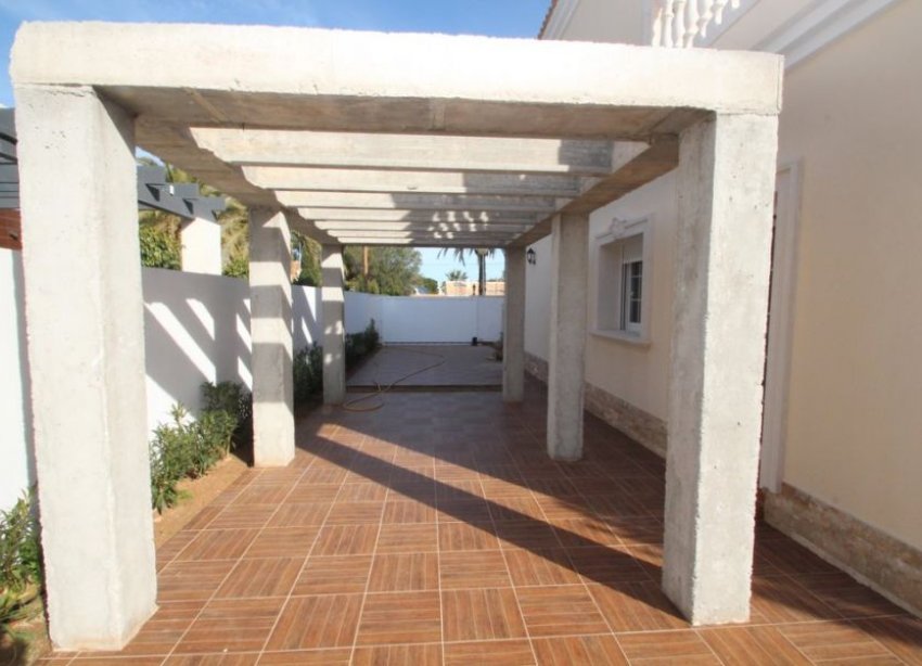 Resale - Villa - Orihuela Costa - Cabo Roig