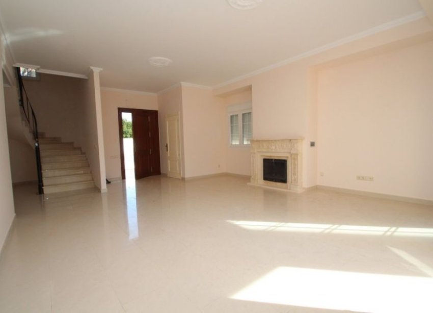 Resale - Villa - Orihuela Costa - Cabo Roig