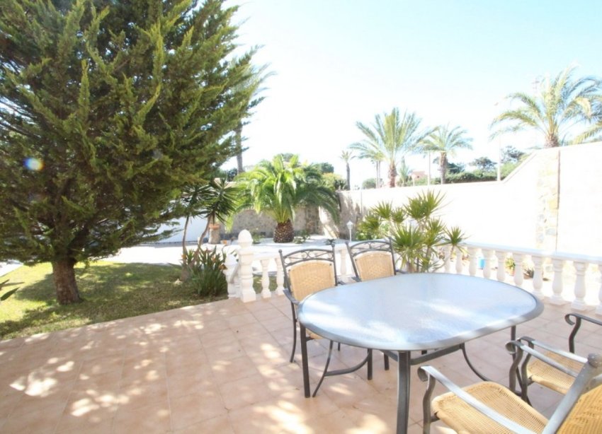 Resale - Villa - Orihuela Costa - Cabo Roig