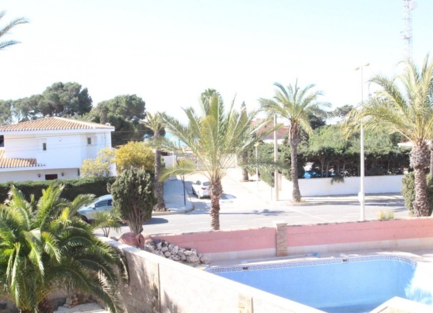 Resale - Villa - Orihuela Costa - Cabo Roig