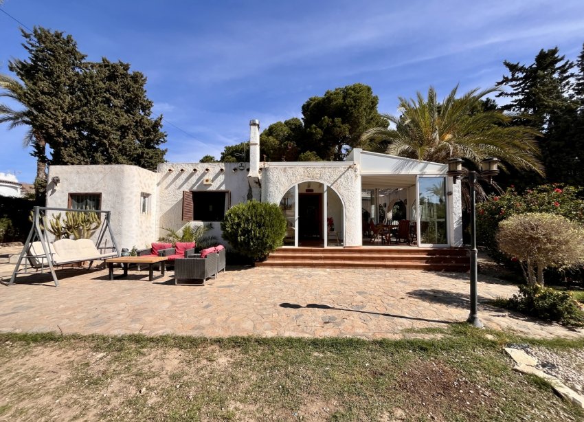 Resale - Villa - Orihuela Costa - Cabo Roig