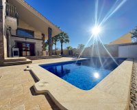 Resale - Villa - Orihuela Costa - Cabo Roig