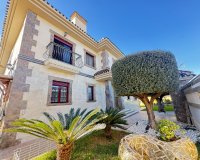 Resale - Villa - Orihuela Costa - Cabo Roig