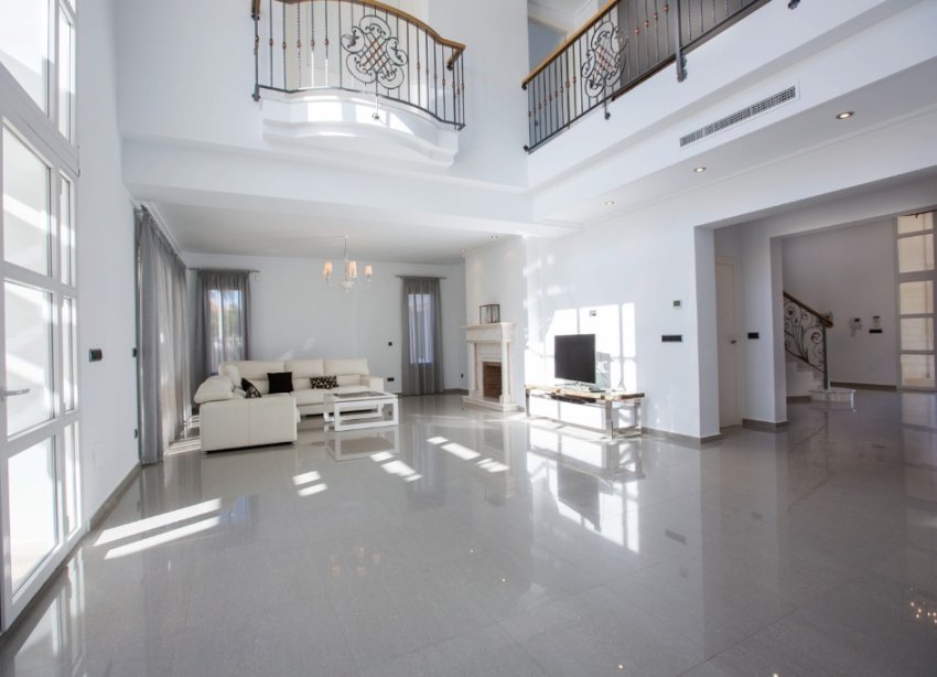 Resale - Villa - Orihuela Costa - Cabo Roig