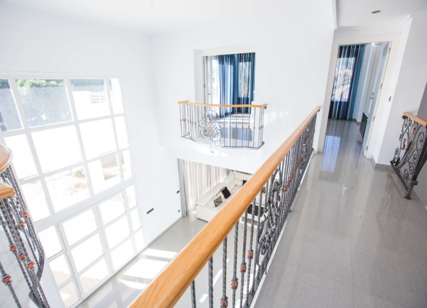 Resale - Villa - Orihuela Costa - Cabo Roig