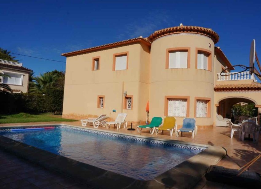 Resale - Villa - Orihuela Costa - Cabo Roig
