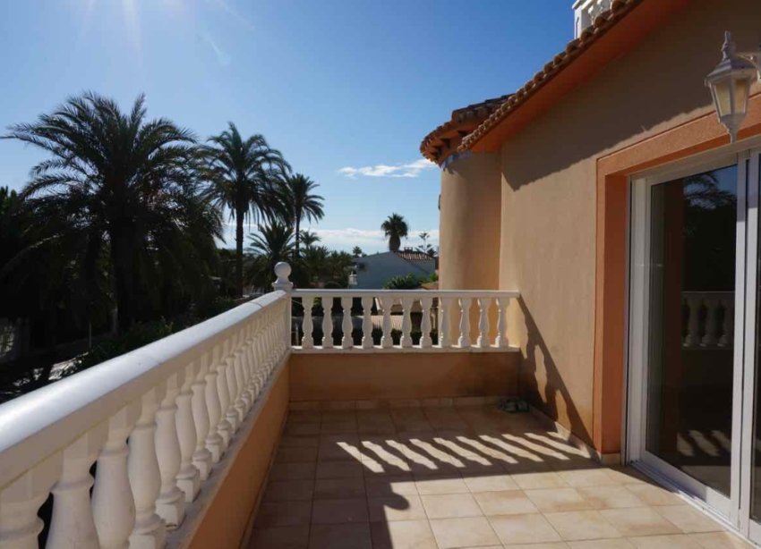 Resale - Villa - Orihuela Costa - Cabo Roig