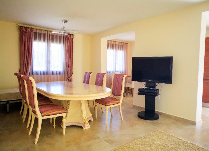 Resale - Villa - Orihuela Costa - Cabo Roig