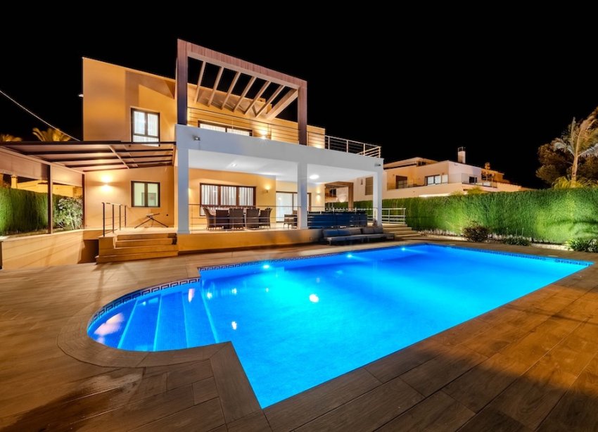 Resale - Villa - Orihuela Costa - Cabo Roig