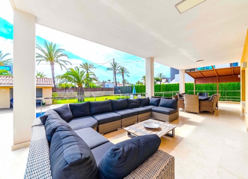 Resale - Villa - Orihuela Costa - Cabo Roig