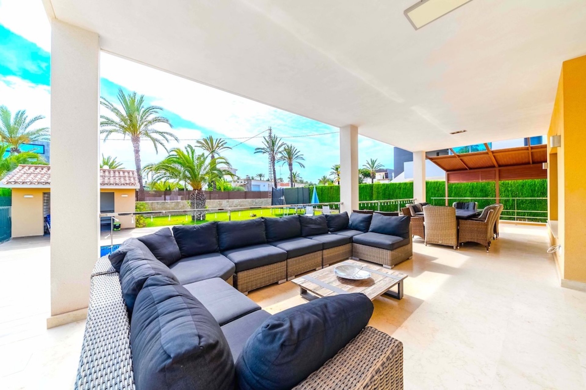 Resale - Villa - Orihuela Costa - Cabo Roig