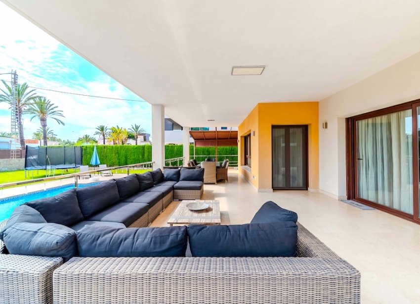 Resale - Villa - Orihuela Costa - Cabo Roig