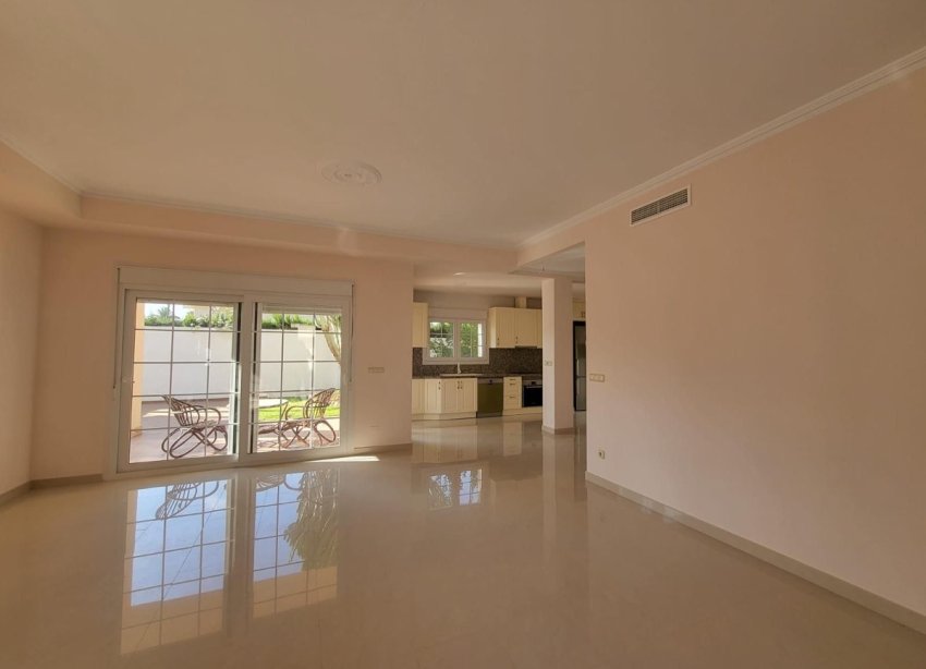 Resale - Villa - Orihuela Costa - Cabo Roig