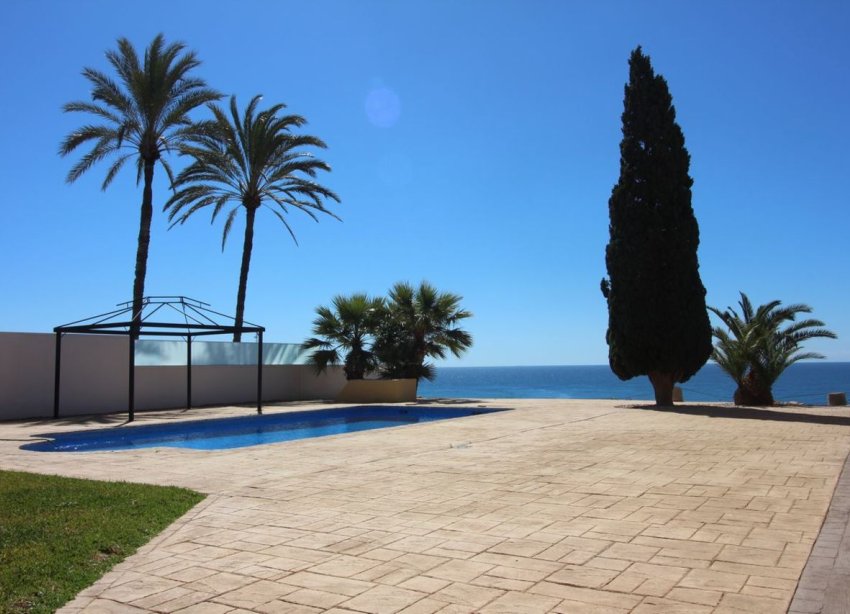 Resale - Villa - Orihuela Costa - Cabo Roig