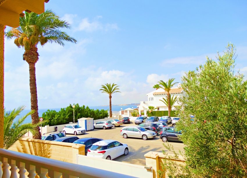 Resale - Villa - Orihuela Costa - Cabo Roig