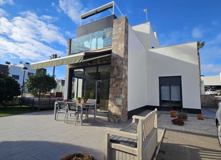 Resale - Villa - Orihuela Costa - Cabo Roig