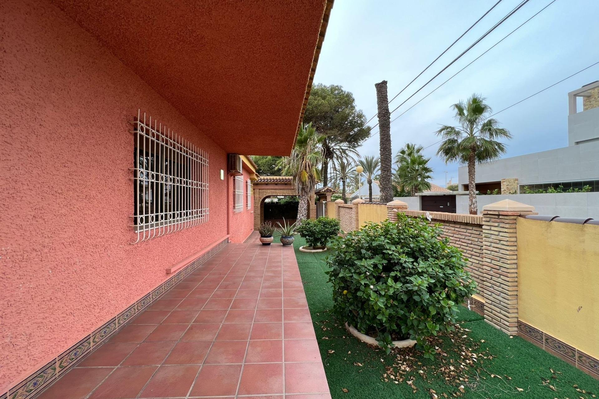 Resale - Villa - Orihuela Costa - Cabo Roig