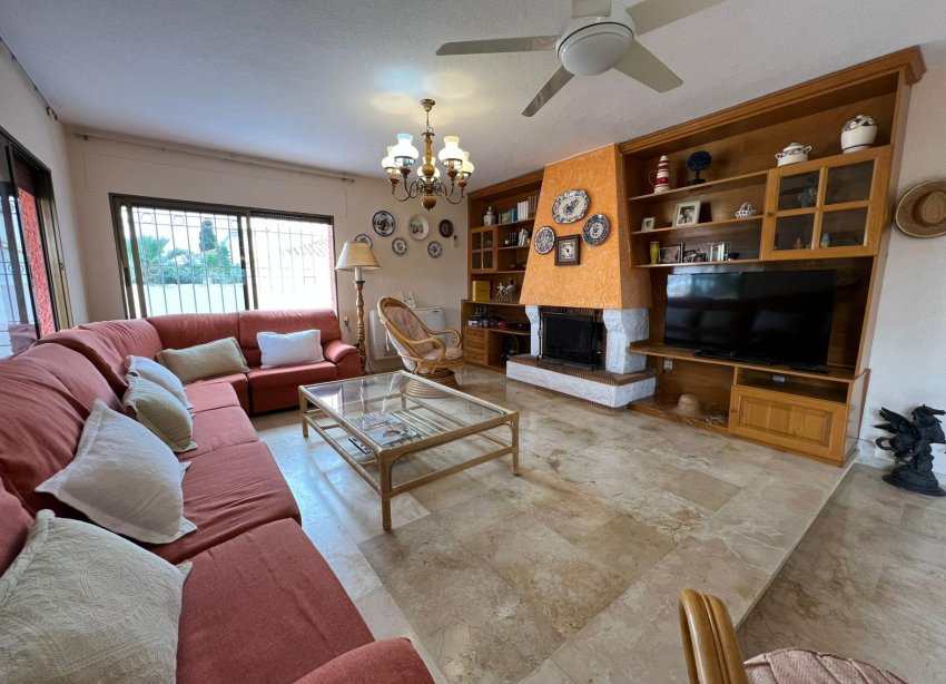 Resale - Villa - Orihuela Costa - Cabo Roig