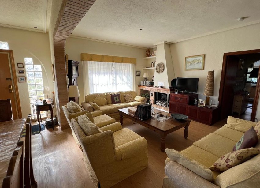 Resale - Villa - Orihuela Costa - Cabo Roig