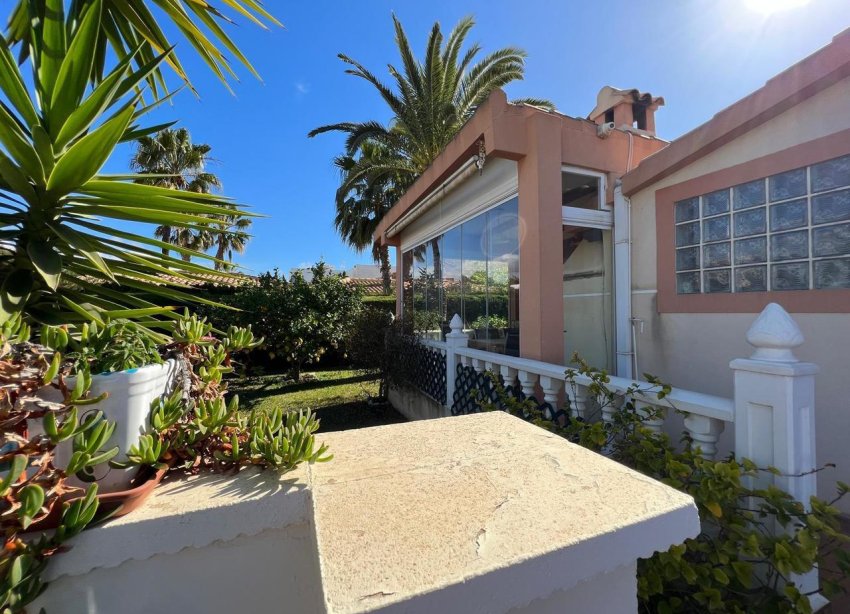 Resale - Villa - Orihuela Costa - Cabo Roig