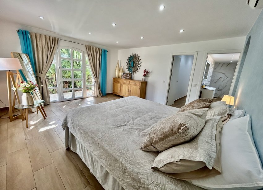 Resale - Villa - Orihuela Costa - Cabo Roig