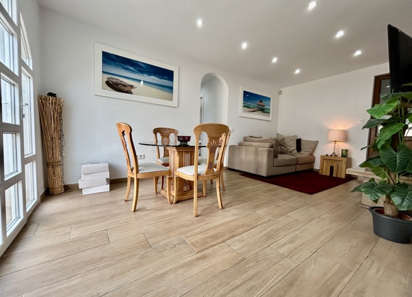 Resale - Villa - Orihuela Costa - Cabo Roig