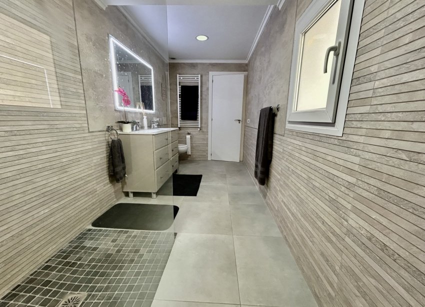 Resale - Villa - Orihuela Costa - Cabo Roig