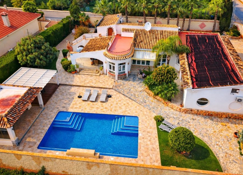 Resale - Villa - Orihuela Costa - Cabo Roig