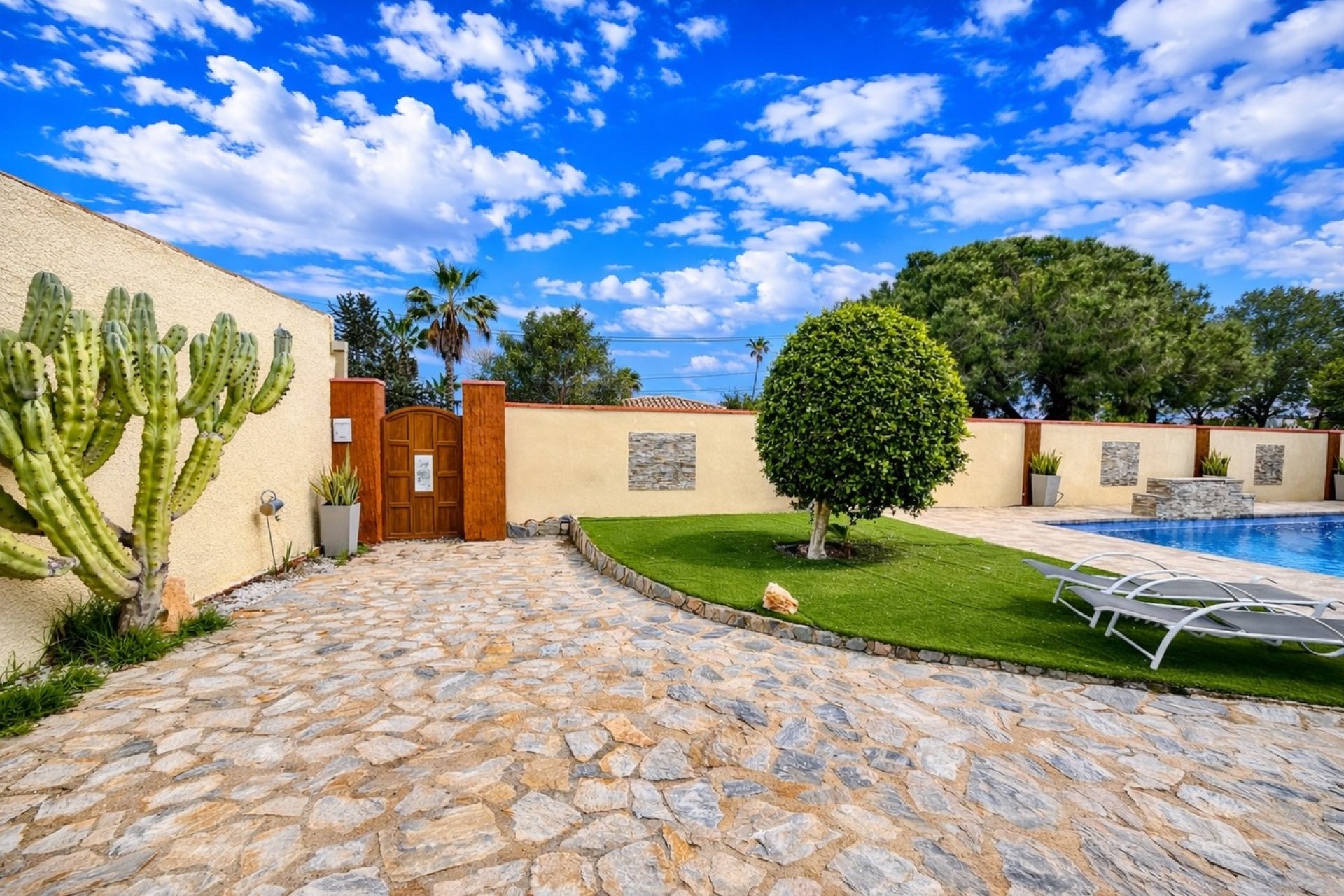 Resale - Villa - Orihuela Costa - Cabo Roig