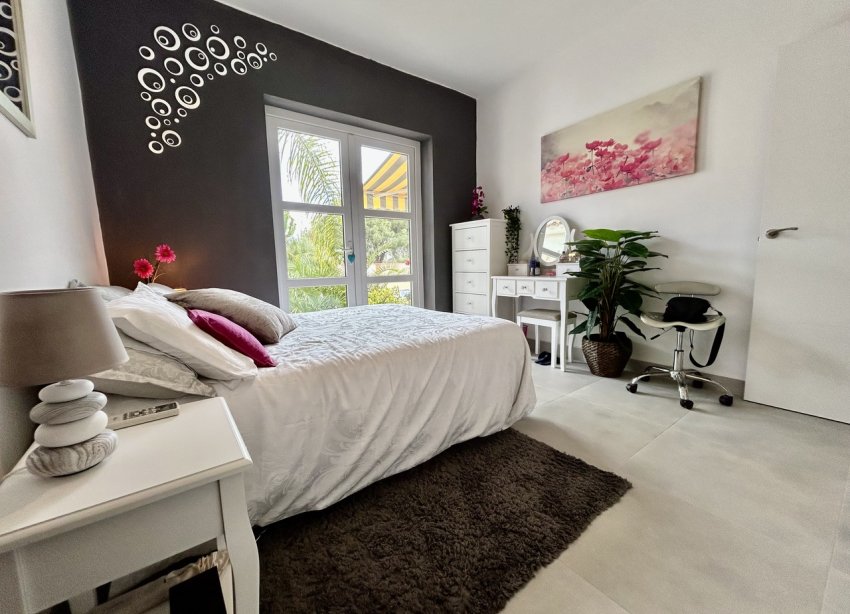 Resale - Villa - Orihuela Costa - Cabo Roig