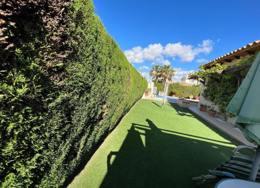 Resale - Villa - Orihuela Costa - Cabo Roig