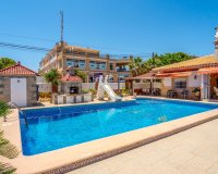 Resale - Villa - Orihuela Costa - Campoamor