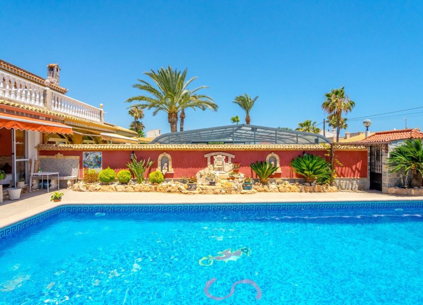 Resale - Villa - Orihuela Costa - Campoamor