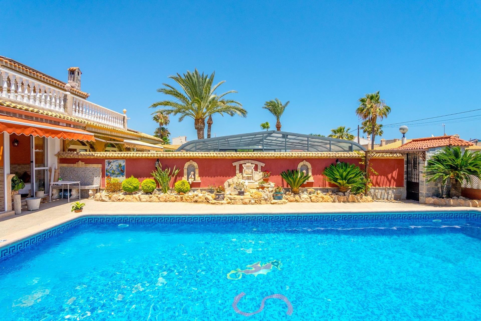 Resale - Villa - Orihuela Costa - Campoamor