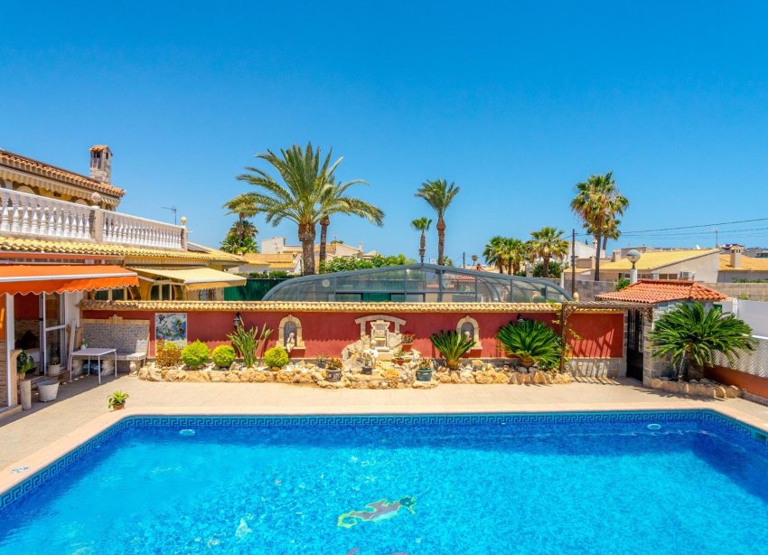 Resale - Villa - Orihuela Costa - Campoamor