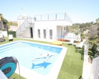 Resale - Villa - Orihuela Costa - Campoamor