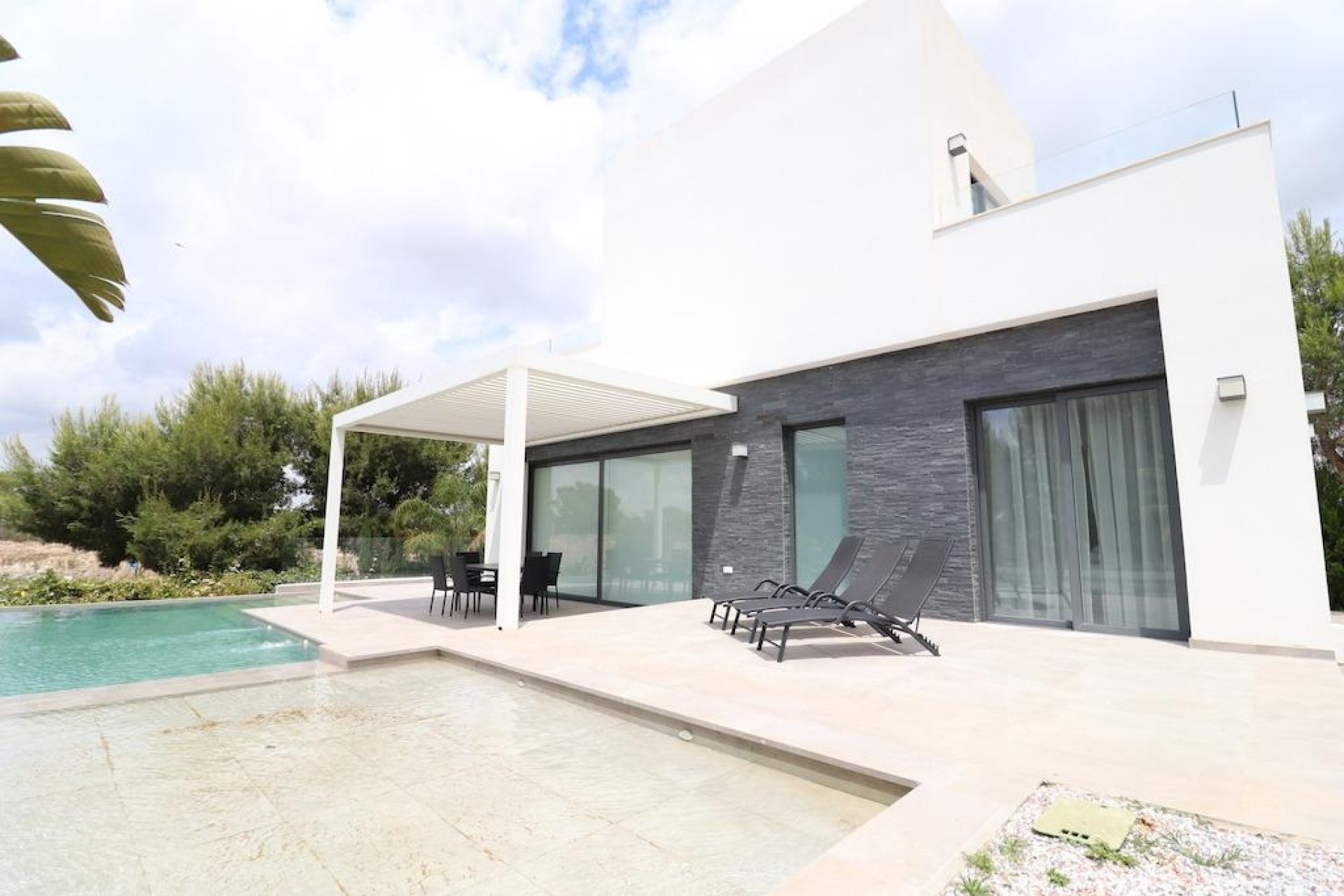 Resale - Villa - Orihuela Costa - Campoamor