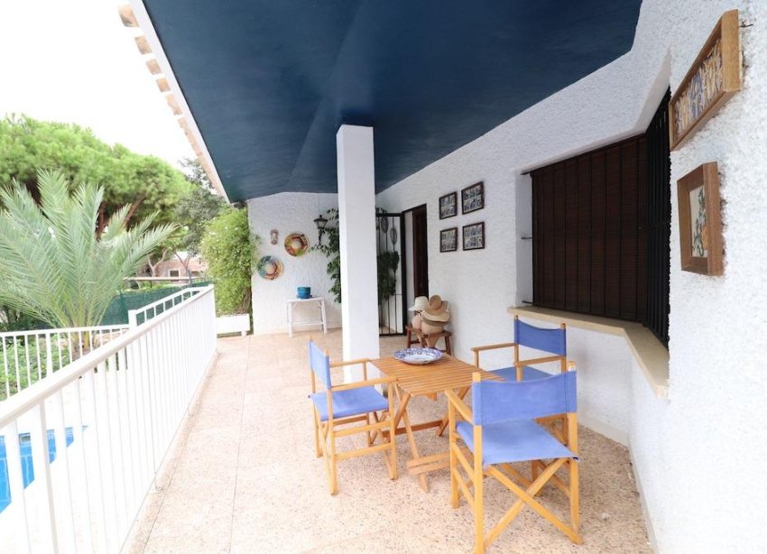 Resale - Villa - Orihuela Costa - Campoamor