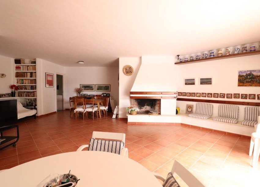 Resale - Villa - Orihuela Costa - Campoamor