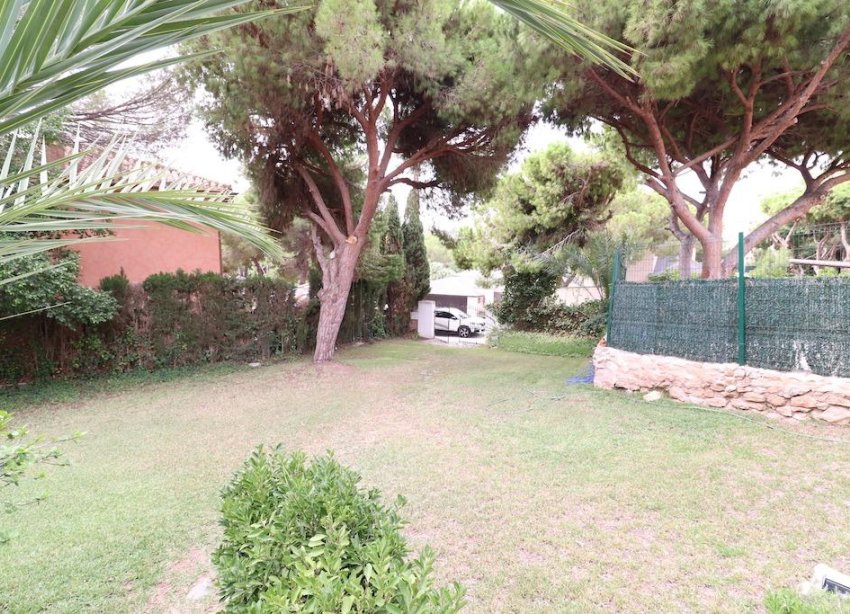 Resale - Villa - Orihuela Costa - Campoamor