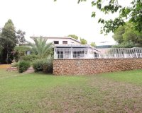 Resale - Villa - Orihuela Costa - Campoamor