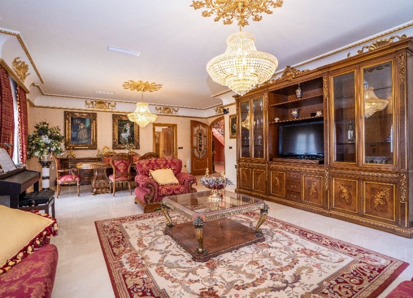 Resale - Villa - Orihuela Costa - Campoamor